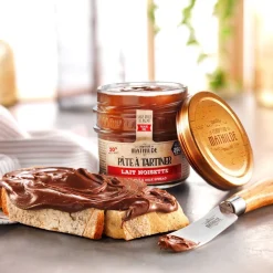 ohgreen Voeding|Hazelnoten, melk en wafeltjes boterhampasta