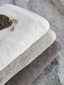 ohgreen Badkamer|London - Handdoek - 55x100 cm - Truffle