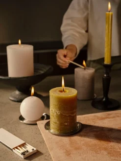 ohgreen Kaarsen|Rustieke pillarkaars