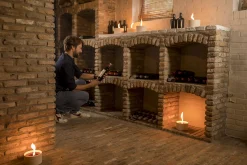 ohgreen Geuren|Tuinkaars in ronde terracotta schaal wit 11u - zwart